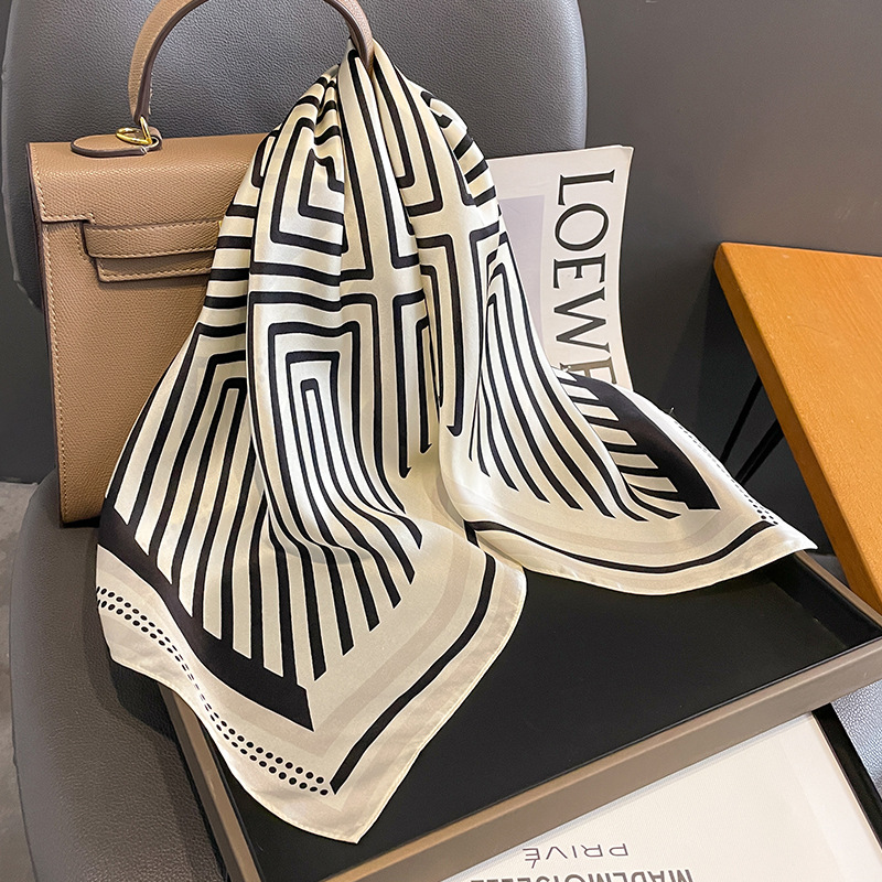 Luxury Brand Neckerchief Sprin - đánh giá và giá Wrist Wraps